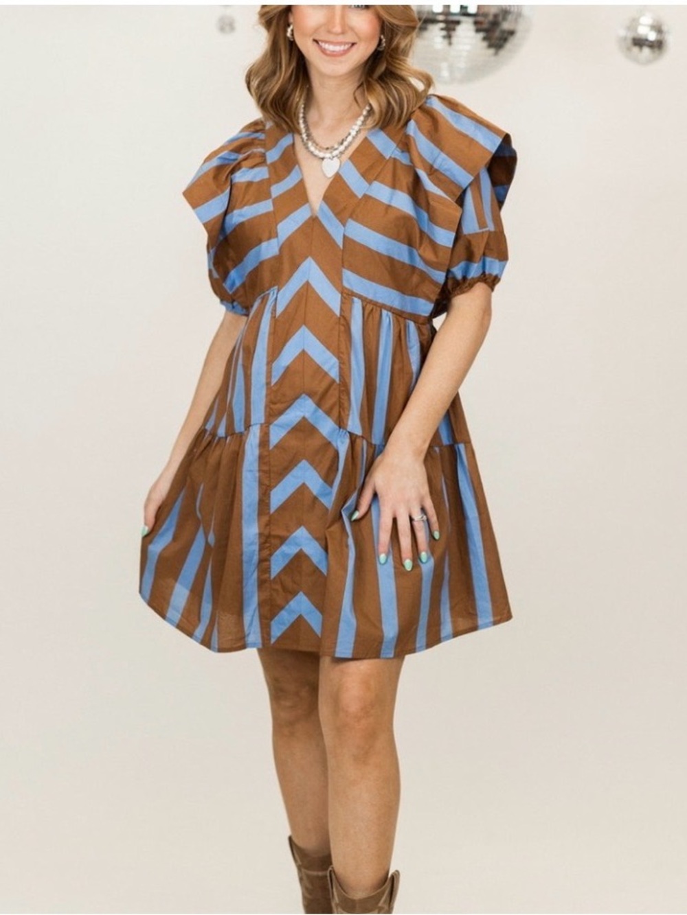 entro Brown & Light Blue V‑Neck Tiered Mini Dress